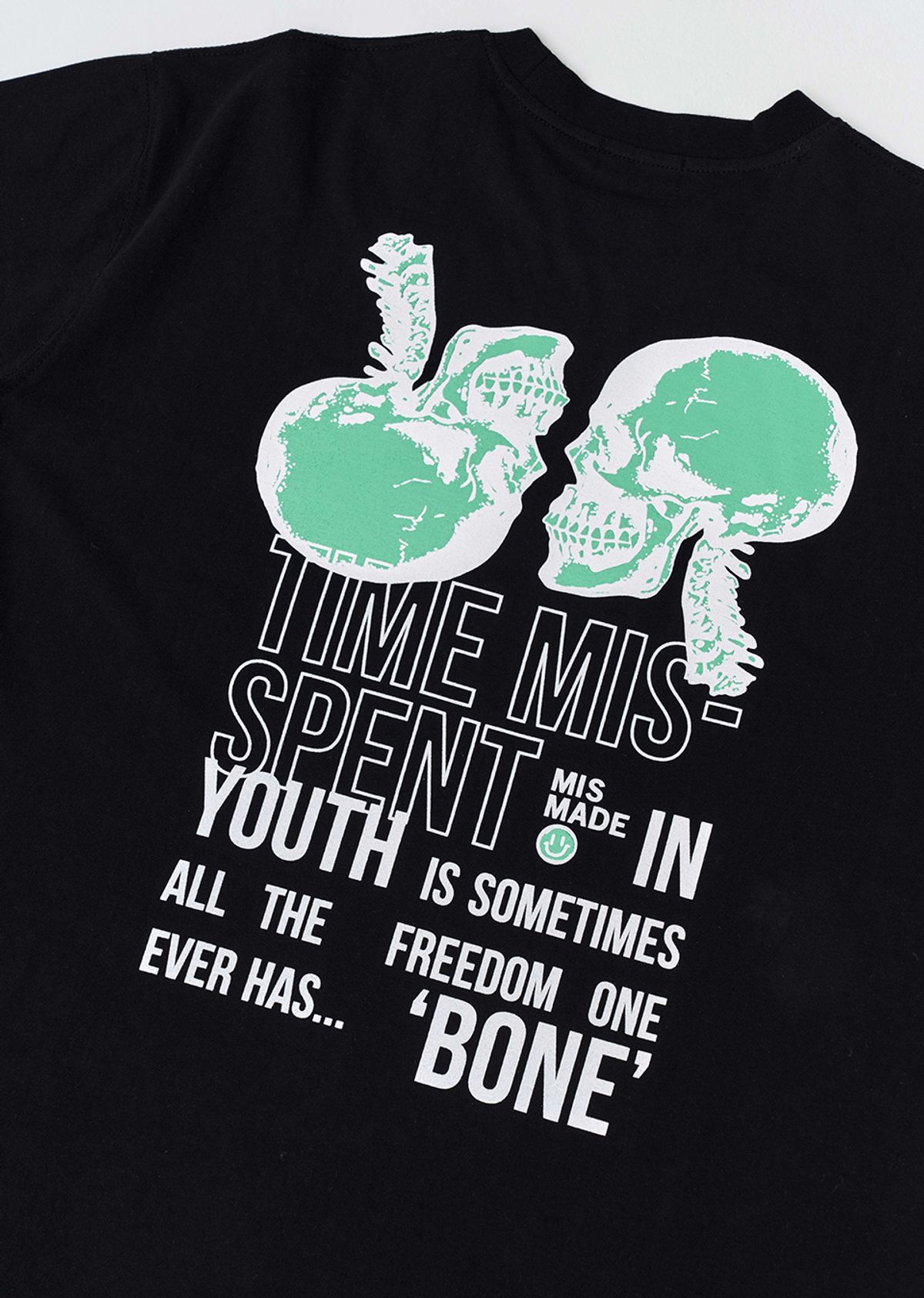 미스메이드(MISMADE) X-ray skull t-shirts (Black)