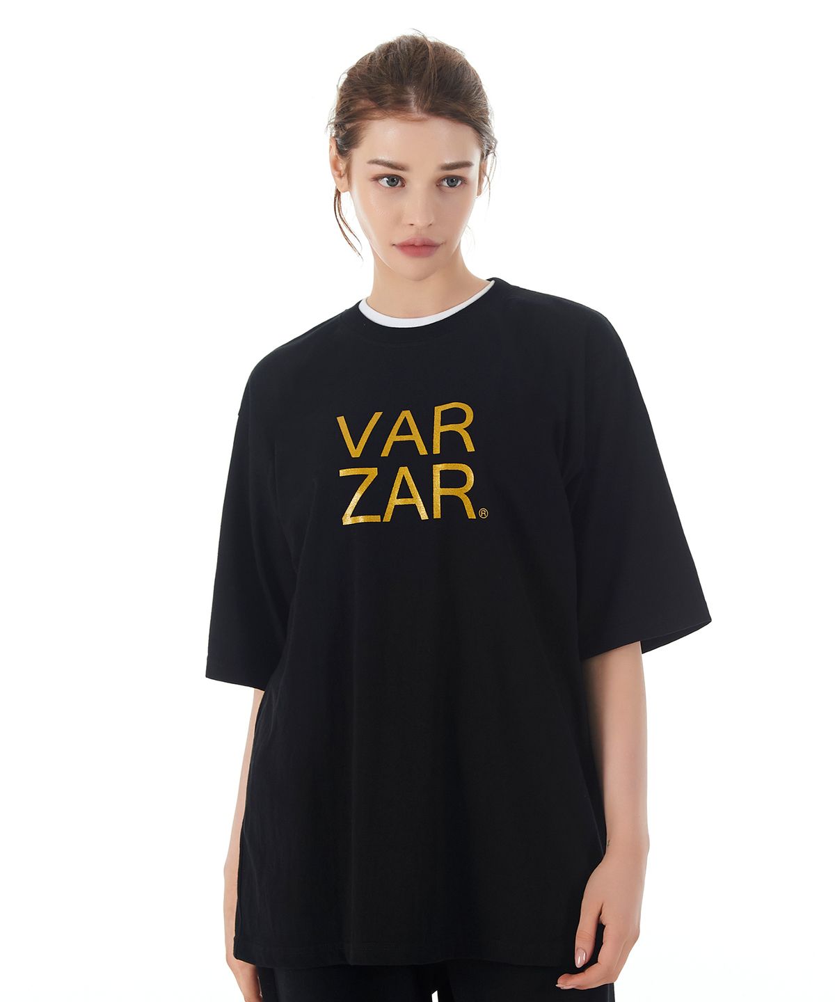 바잘(VARZAR) 오리지널 골드 빅로고 반팔 티셔츠 블랙