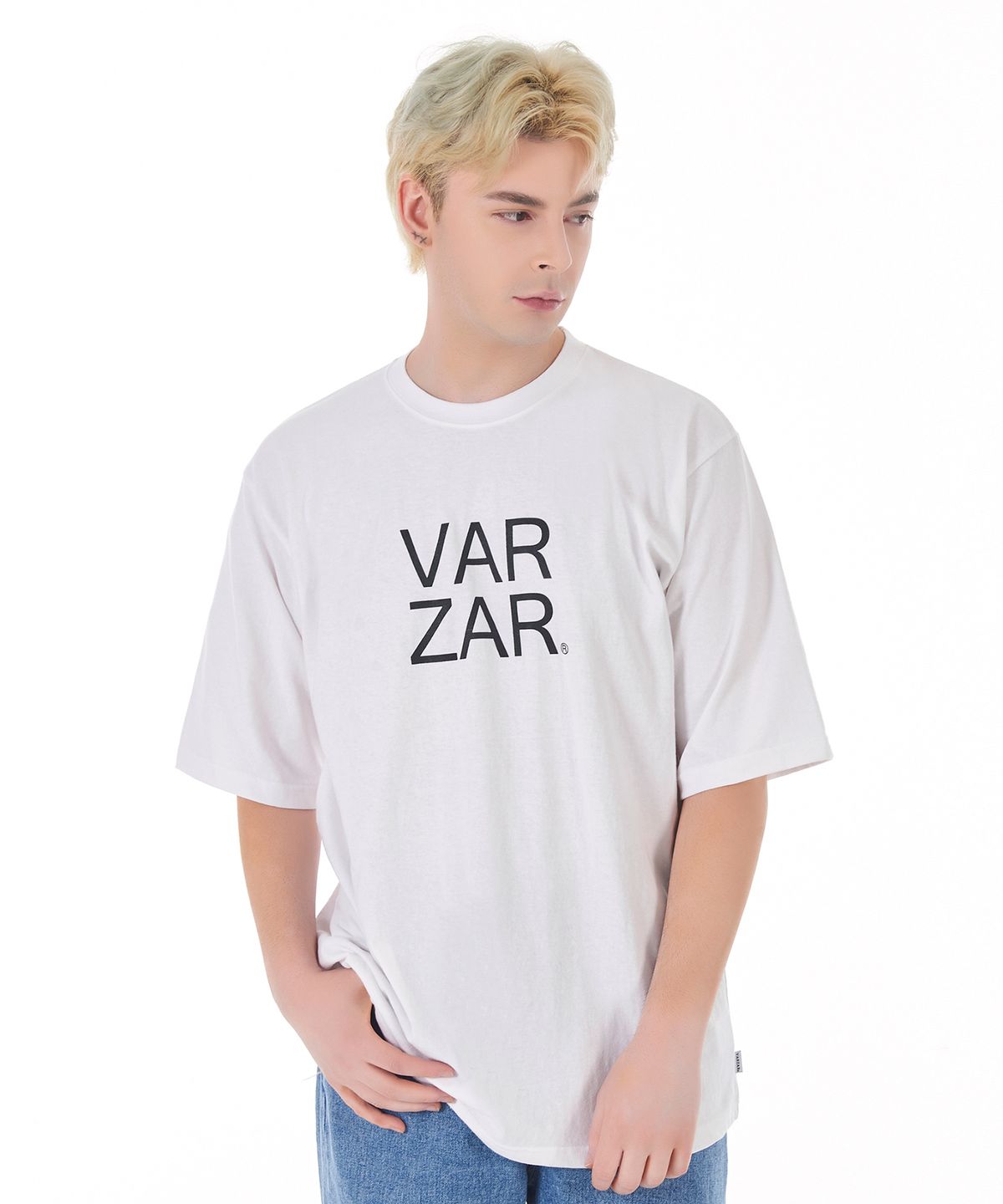 바잘(VARZAR) 오리지널 블랙 빅로고 반팔 티셔츠 화이트