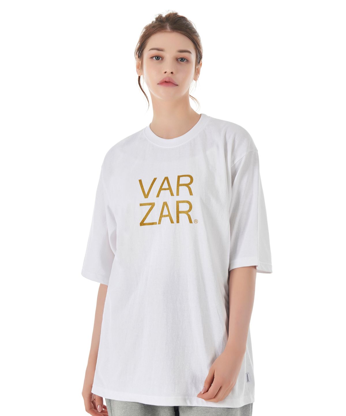 바잘(VARZAR) 오리지널 골드 빅로고 반팔 티셔츠 화이트