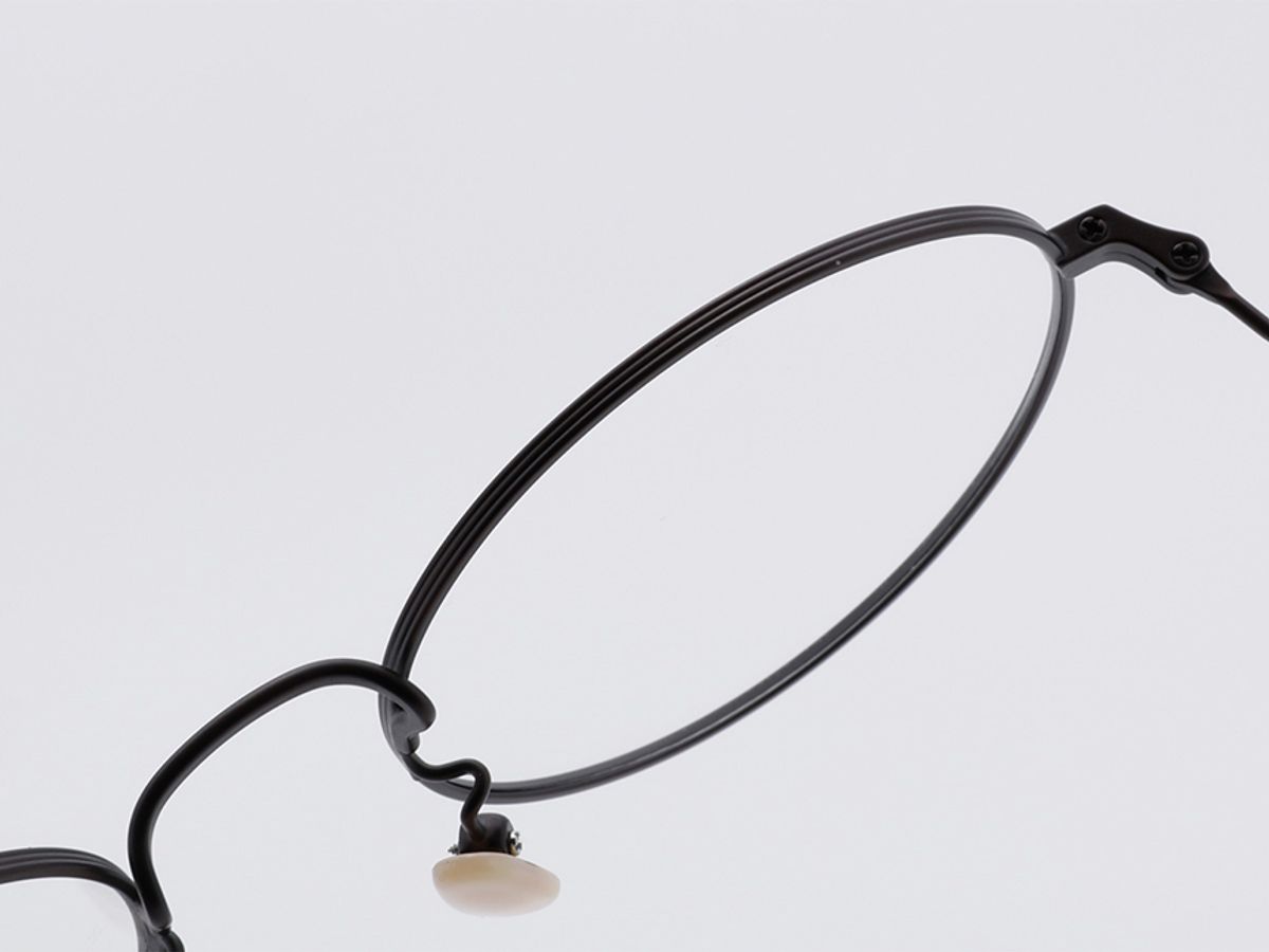 알로아이웨어(ALO EYEWEAR) [ALOXROUNZ] AR8101A C5 오버사이즈 브라운 라운드 안경테