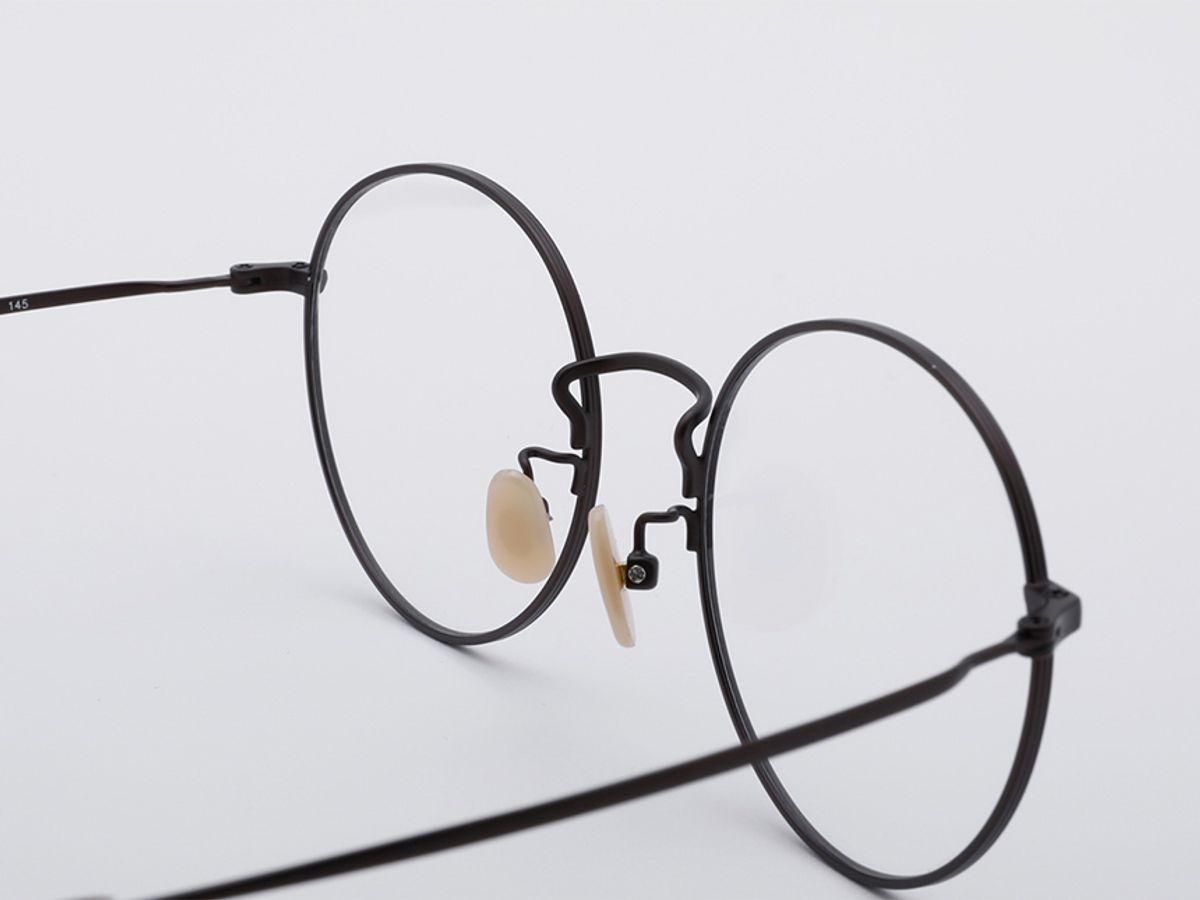 알로아이웨어(ALO EYEWEAR) [ALOXROUNZ] AR8101A C5 오버사이즈 브라운 라운드 안경테
