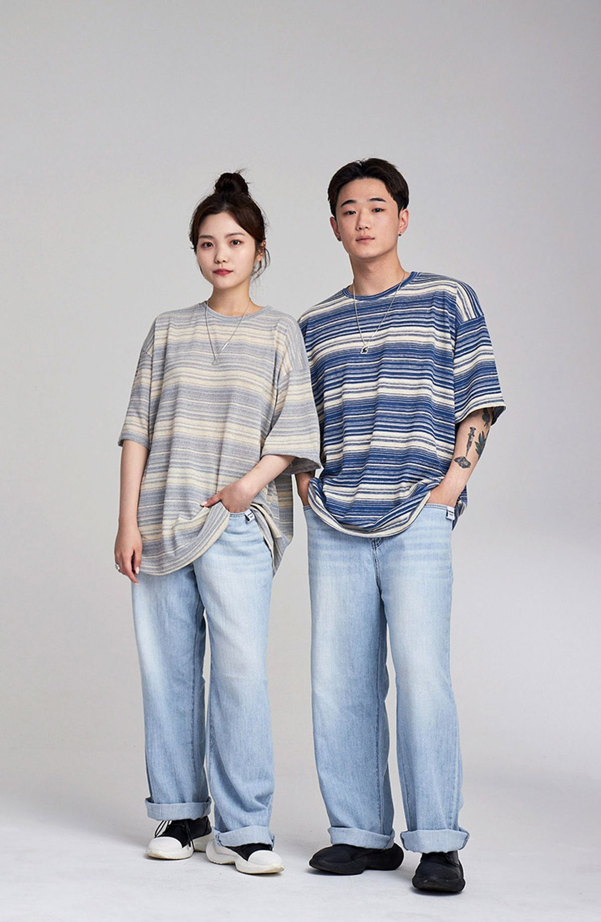 어퍼스트로피 콤마(APOSTROPHE COMMA) 포켓포인트 소프트 린넨 생지 데님 와이드 팬츠 (연청)