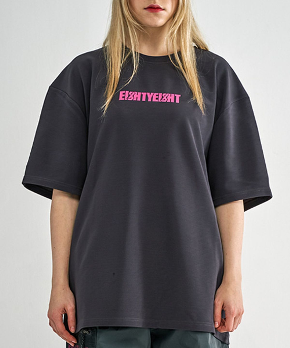 88리미티드(88LIMITED) BREATHBRIC T-shirt (GRAY)
