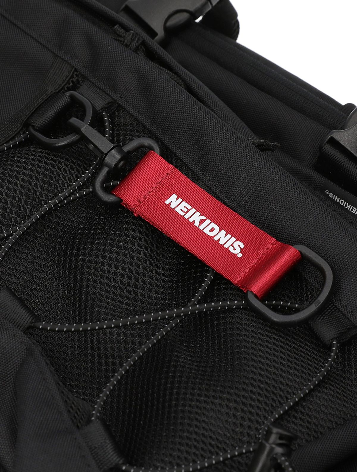 네이키드니스(NEIKIDNIS) BASIC LOGO KEY HOLDER / RED