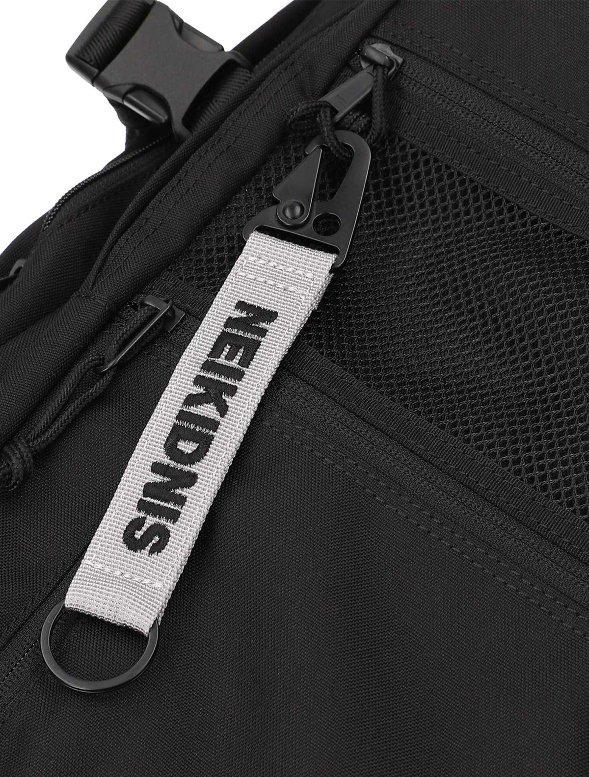 네이키드니스(NEIKIDNIS) KARABINER KEY HOLDER / SILVER