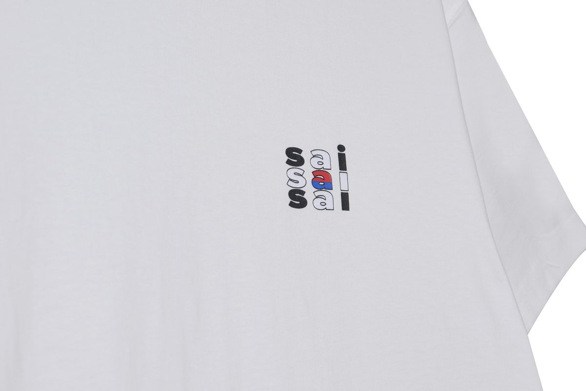 사이(SAI) 001 플래그 티셔츠 화이트
