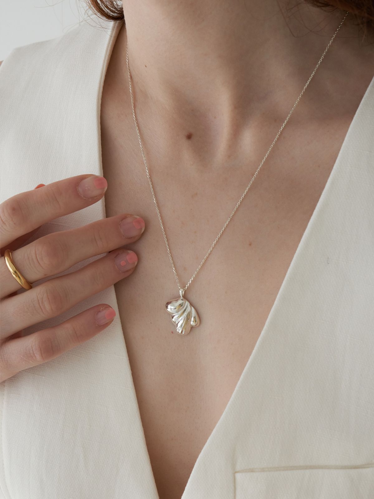 스틸 인스턴트(STILL INSTANT) Flower Dance - Necklace 02