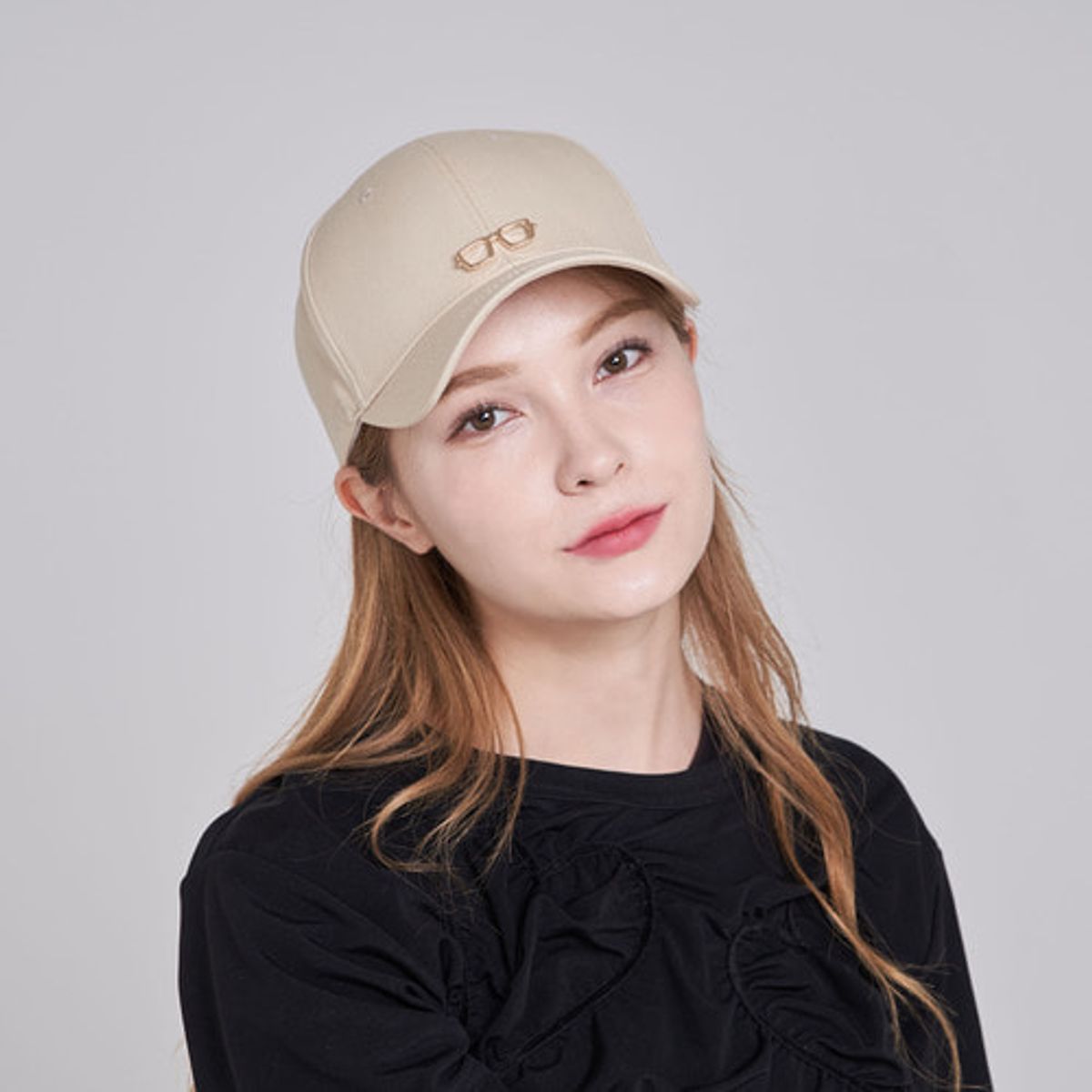 수인(SUIN) 골드 안경 볼캡