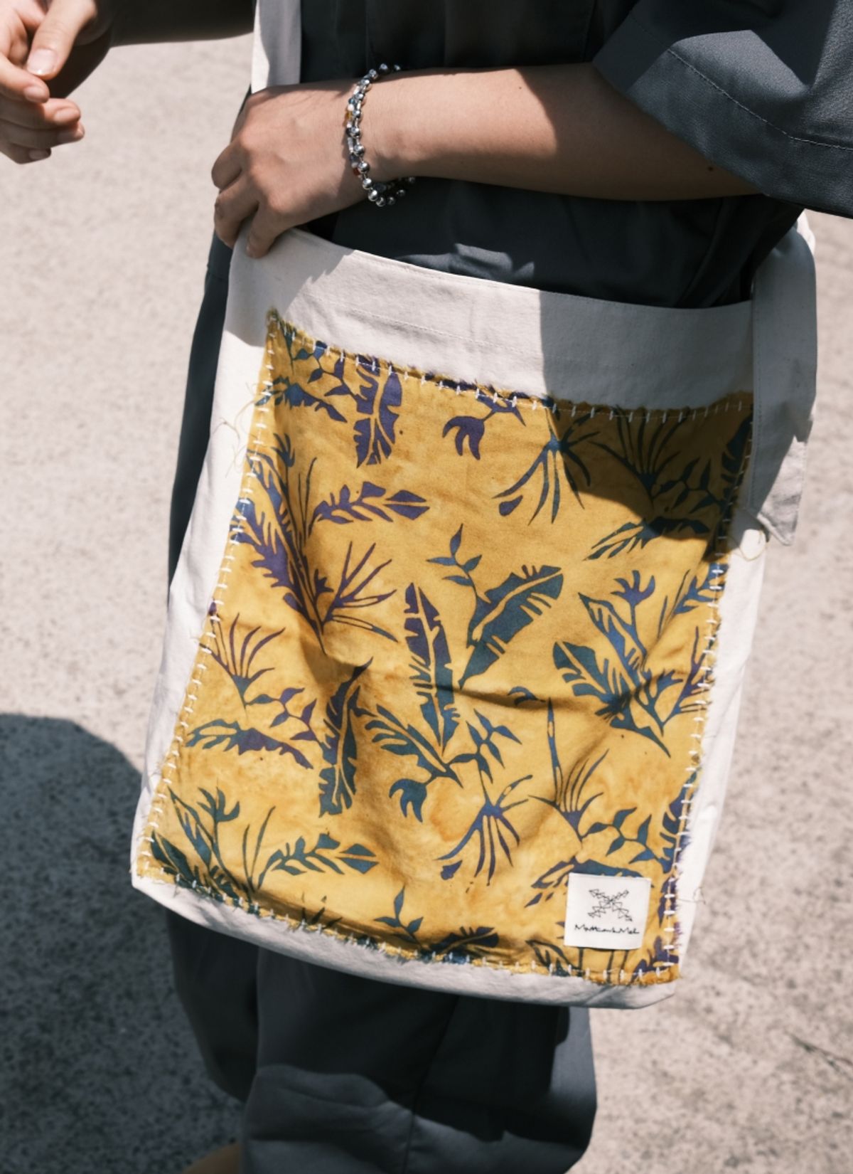 멧앤멜(MATT AND MEL) [Patchwork Canvas Bag] Banana Leaves - Mustard
