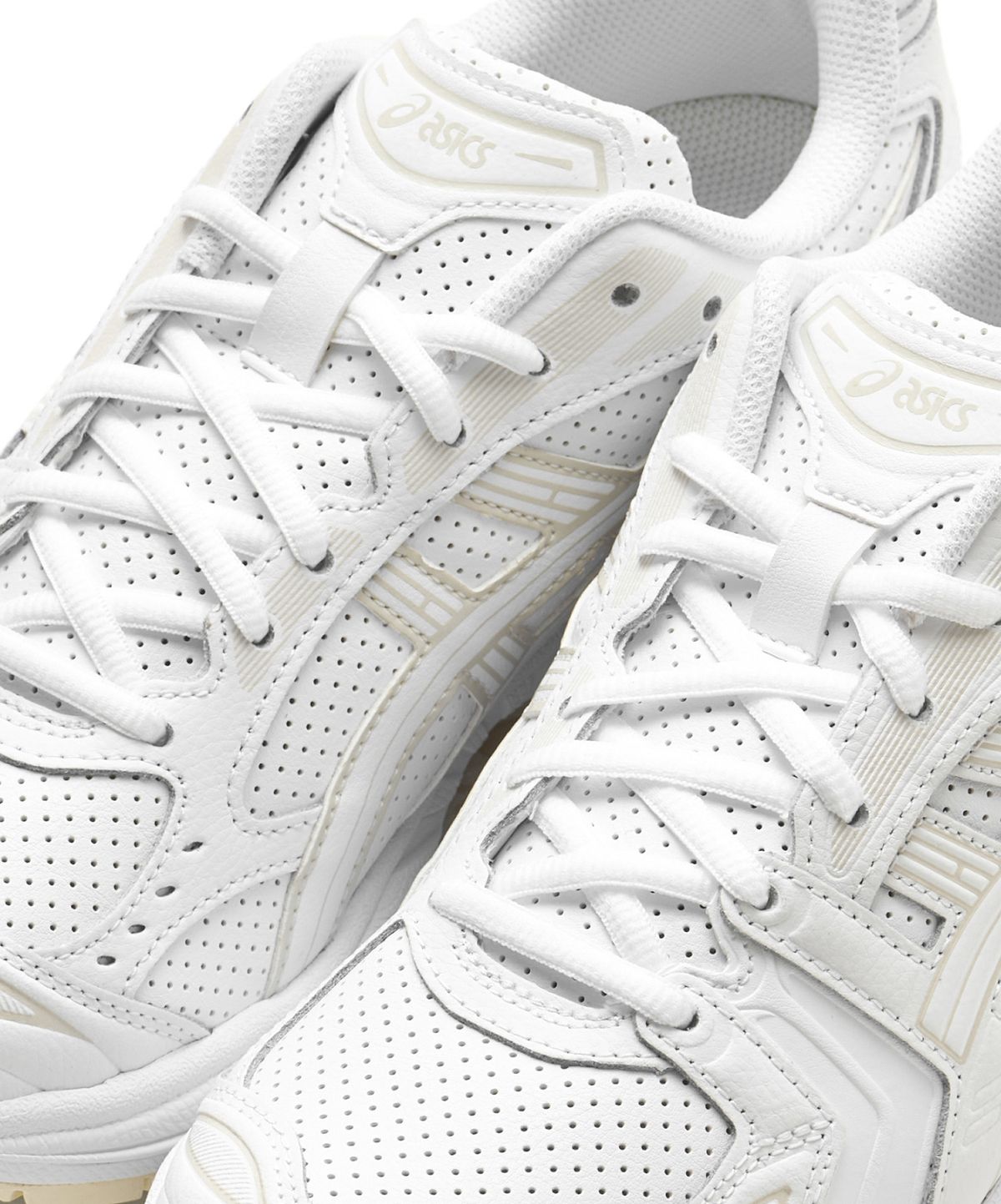 아식스(ASICS) 젤-카야노 14 - 화이트:크림 / 1201A467-100