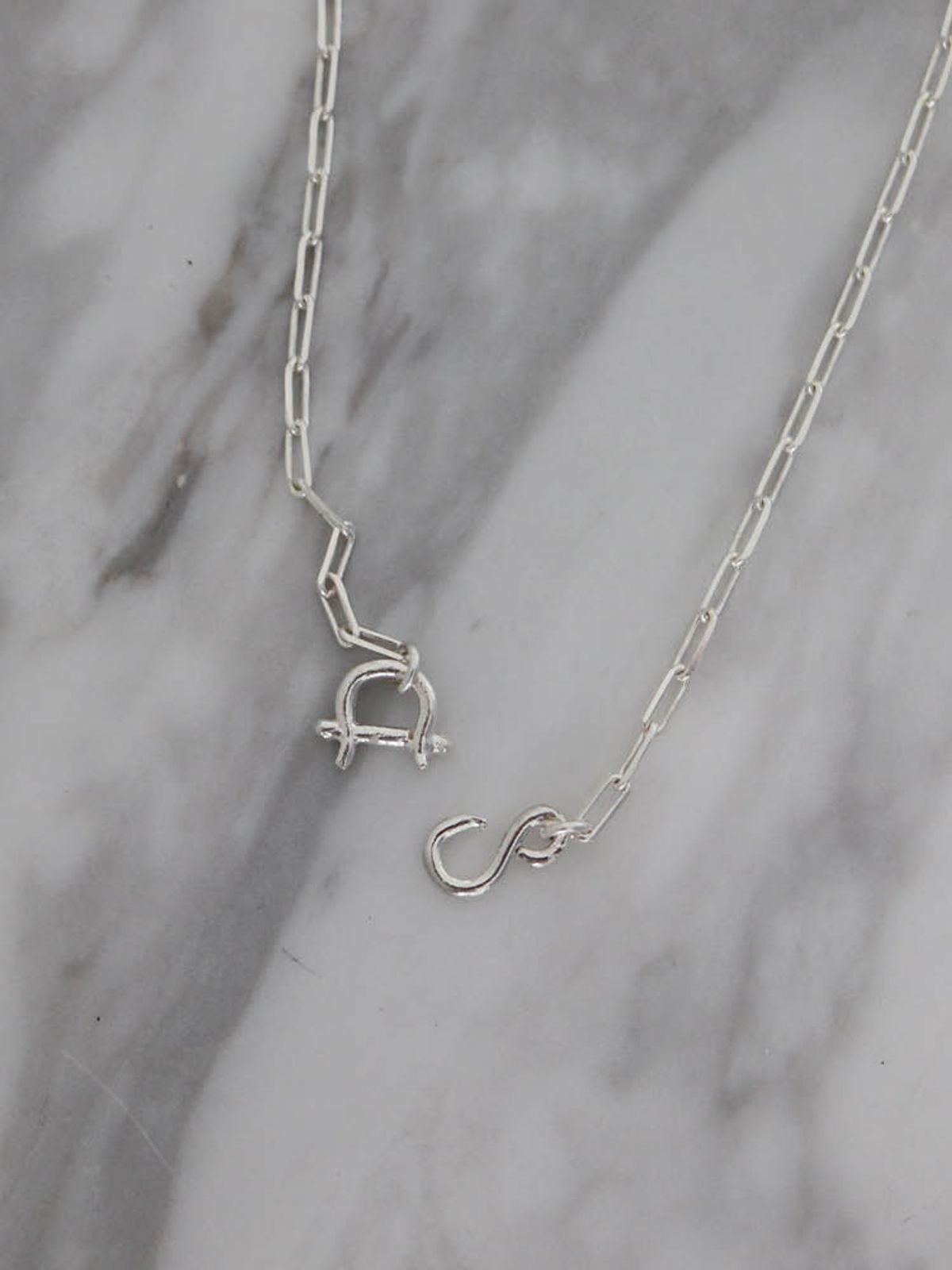 엘리오나(ELYONA) Buoy Necklace