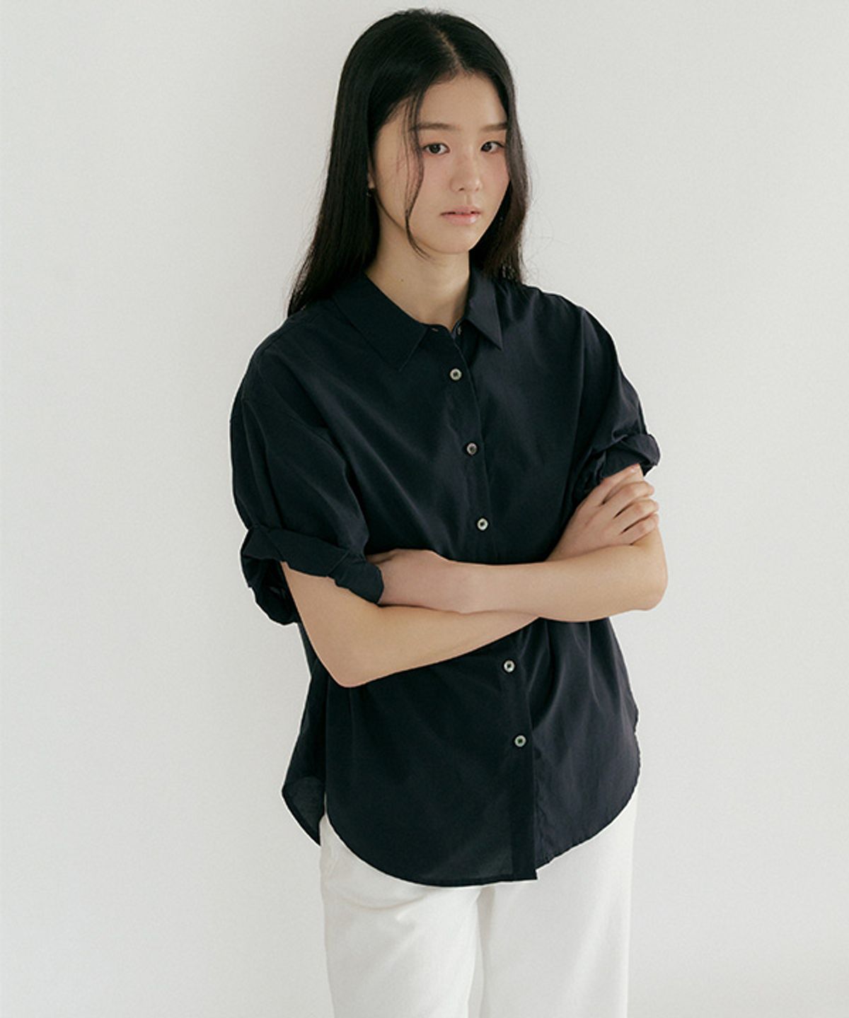 링서울(LINGSEOUL) roll-up blouse-navy