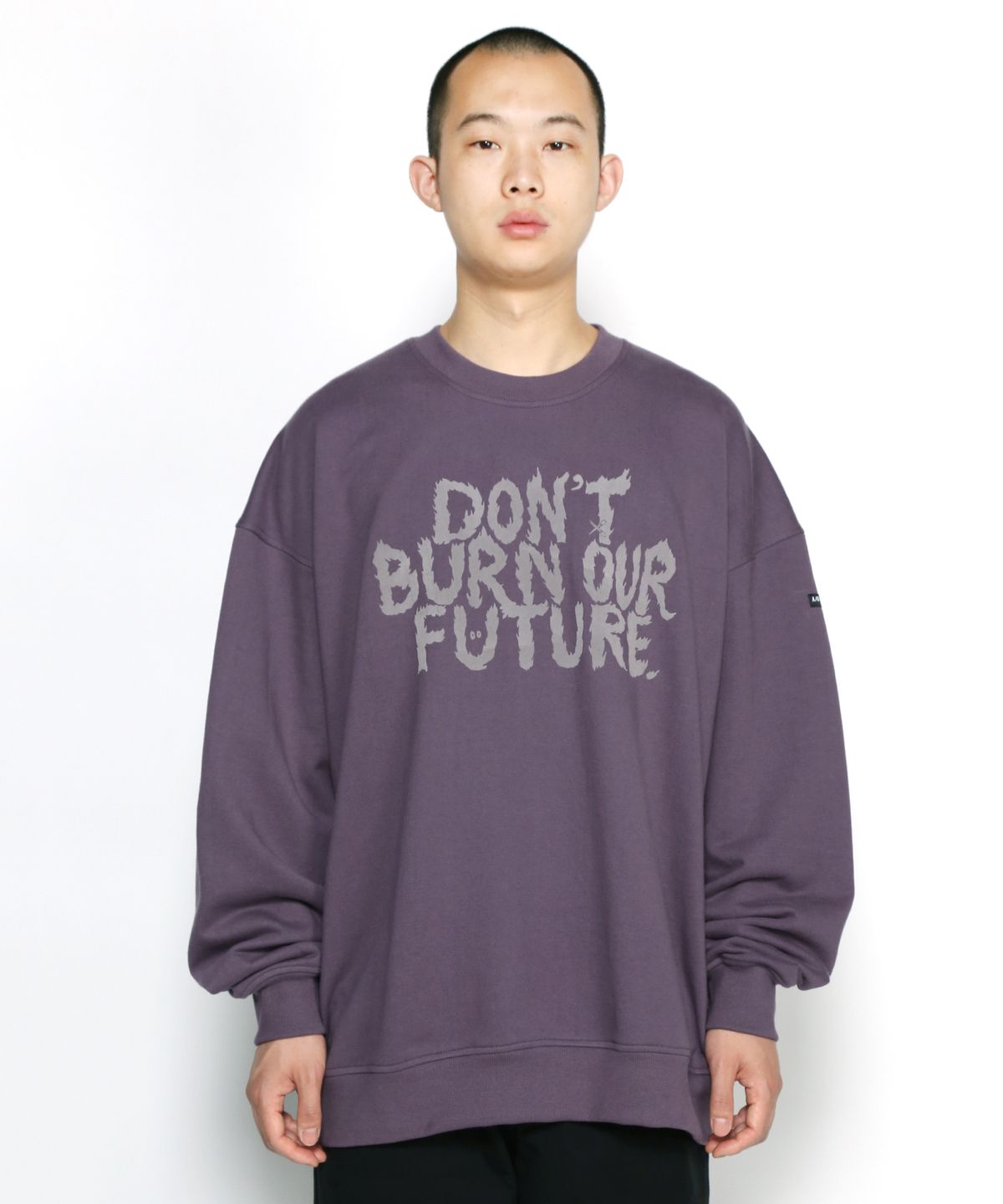 아조바이아조(AJOBYAJO) Flocked (19) Slogan Sweatshirt [Purple]