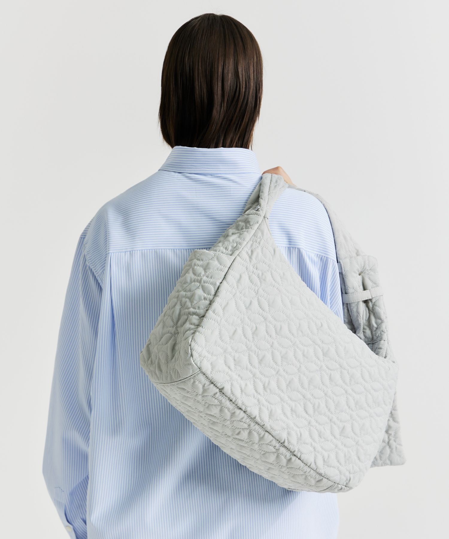 MUSINSA | ADDOFF LIV PADDED BAG GRAY