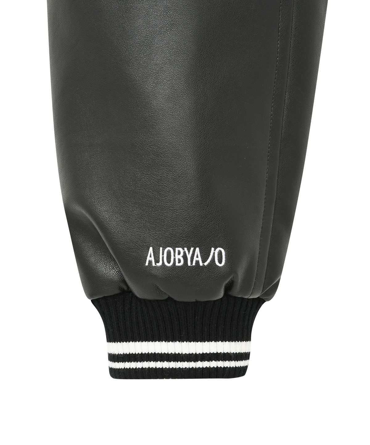 아조바이아조(AJOBYAJO) Oversized Varsity Stadium Jacket_Long [Black]