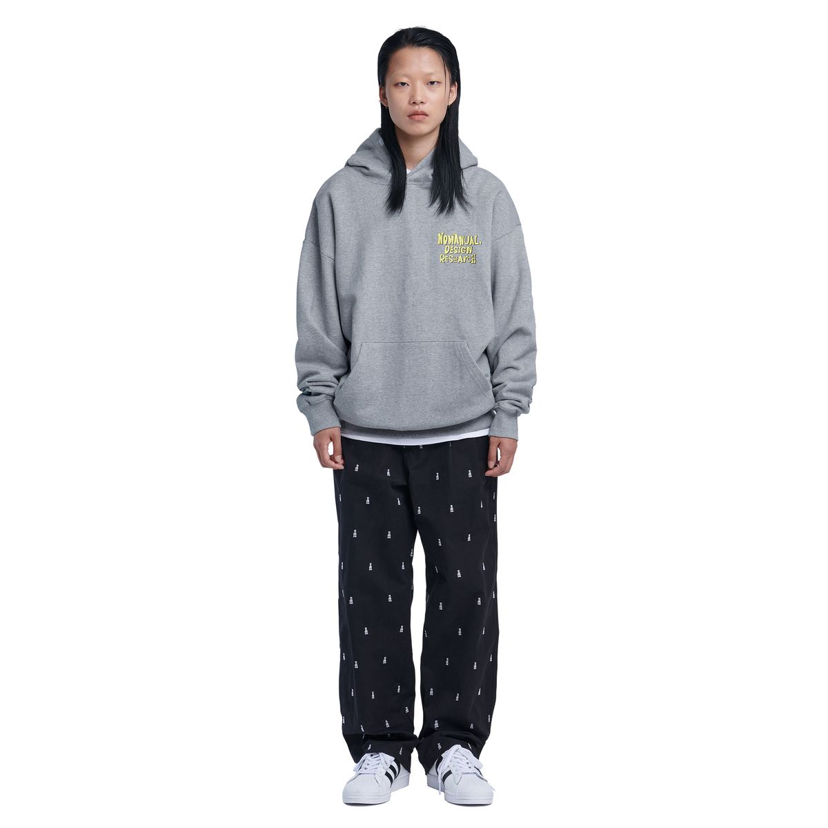 노매뉴얼(NOMANUAL) DOODLE LOGO HOODIE - GRAY