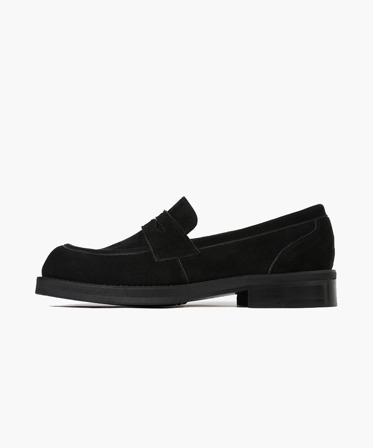 피렌체 아뜨리에(FIRENZE ATELIER) 볼륨 스퀘어라인 유팁 스웨이드 페니로퍼 8500-QS [BLACK]