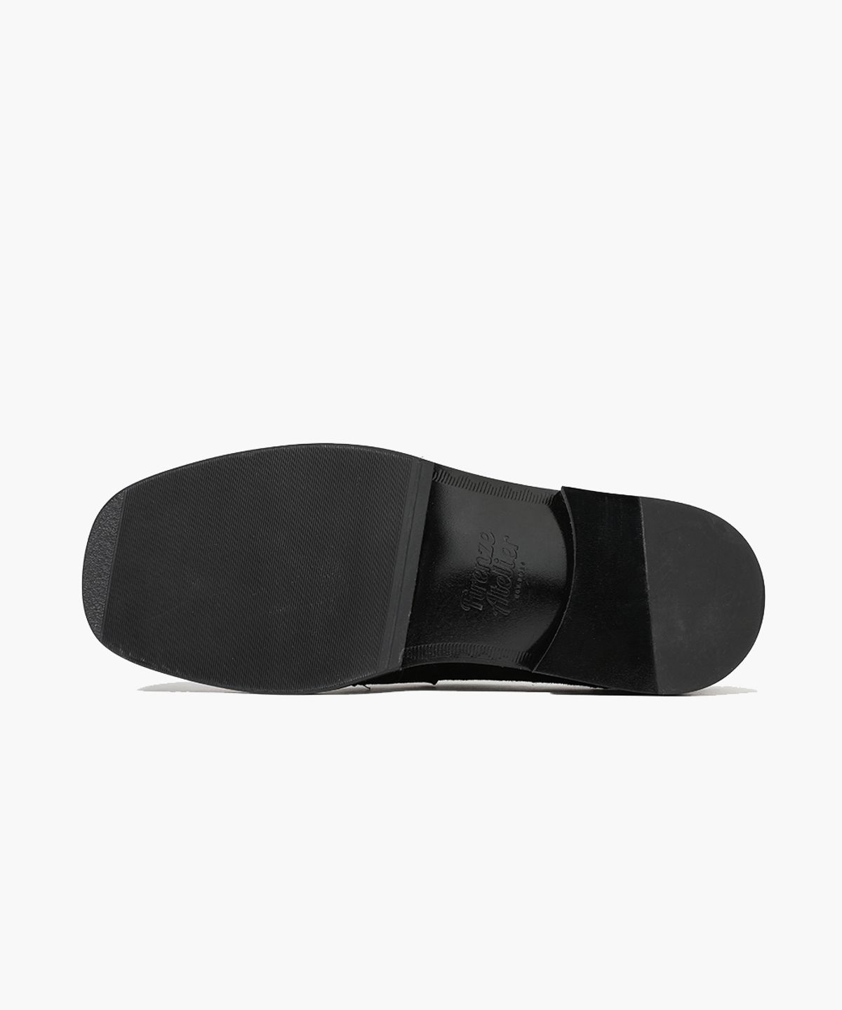 피렌체 아뜨리에(FIRENZE ATELIER) 볼륨 스퀘어라인 유팁 스웨이드 페니로퍼 8500-QS [BLACK]
