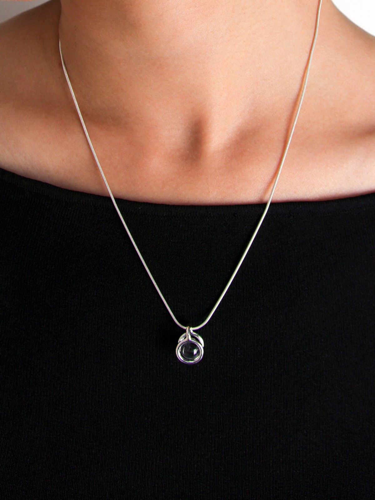 아운드(OUND) 백수정 물방울 원석 목걸이-M-실버
