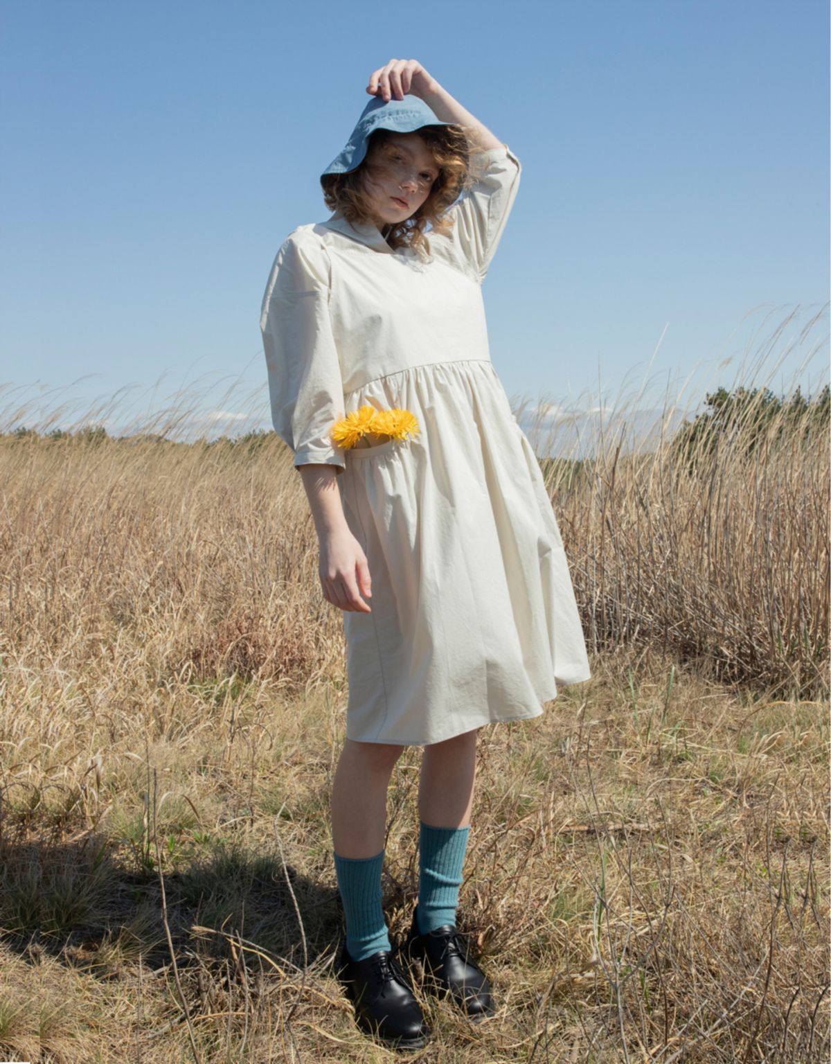 버나드밀즈(BERNARD MILLS) SLEEVELESS ONE PIECE - CREAM