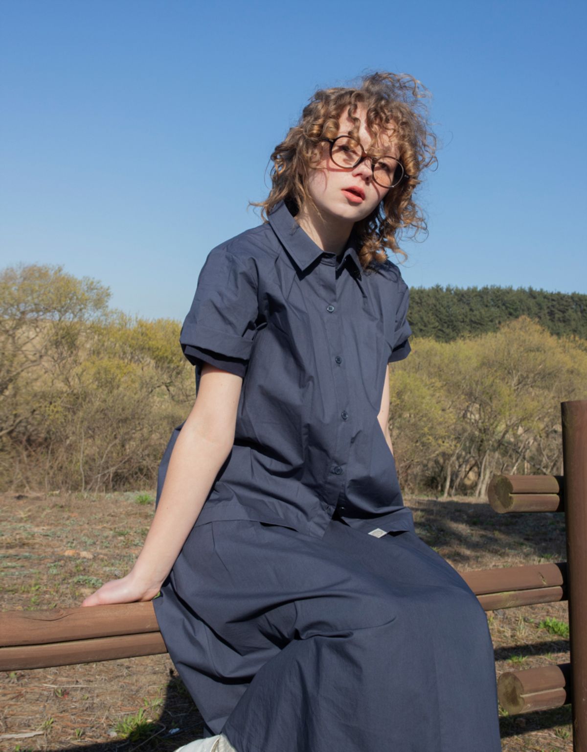 버나드밀즈(BERNARD MILLS) OBLONG PLEATED SKIRT - NAVY