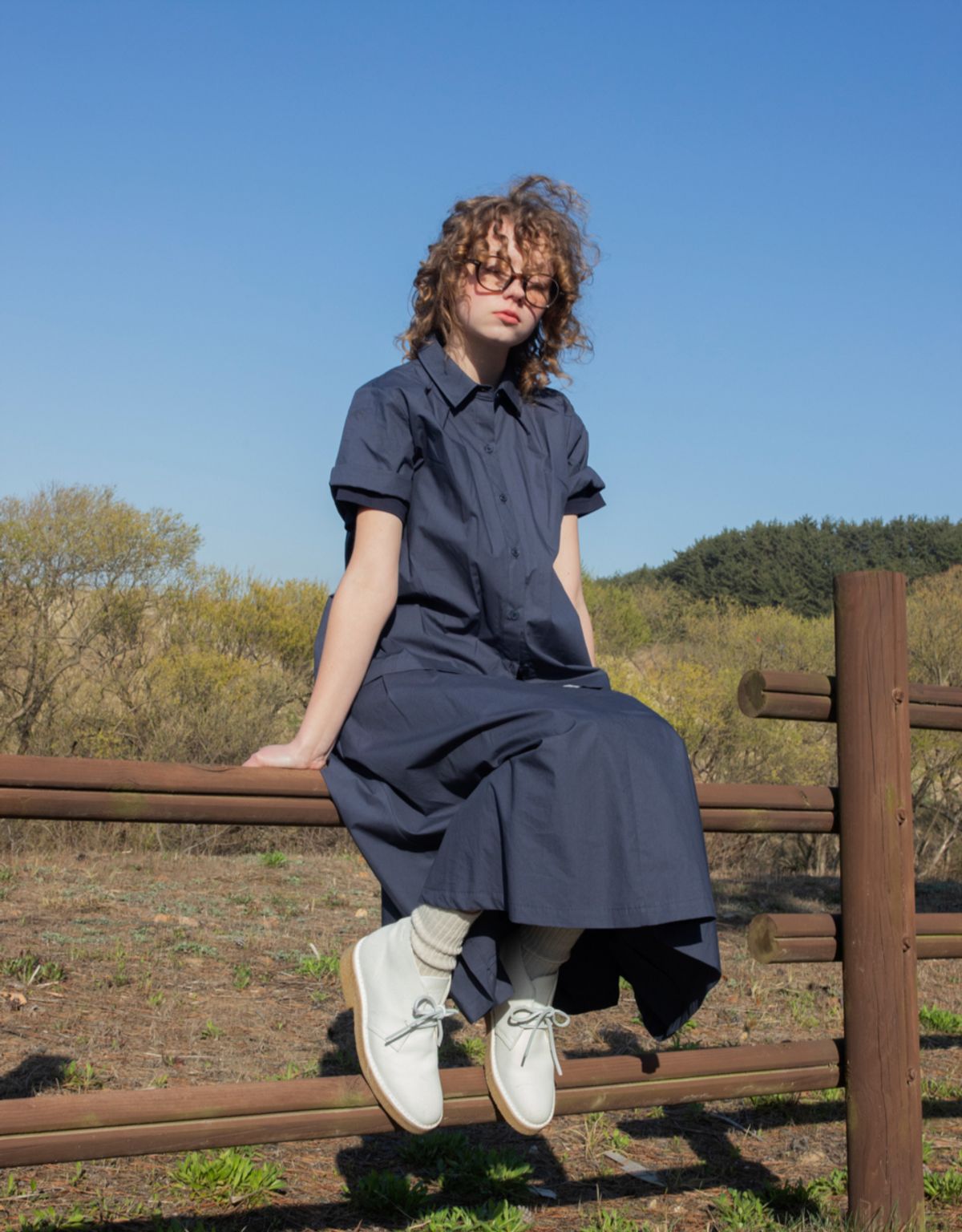 버나드밀즈(BERNARD MILLS) OBLONG PLEATED SKIRT - NAVY
