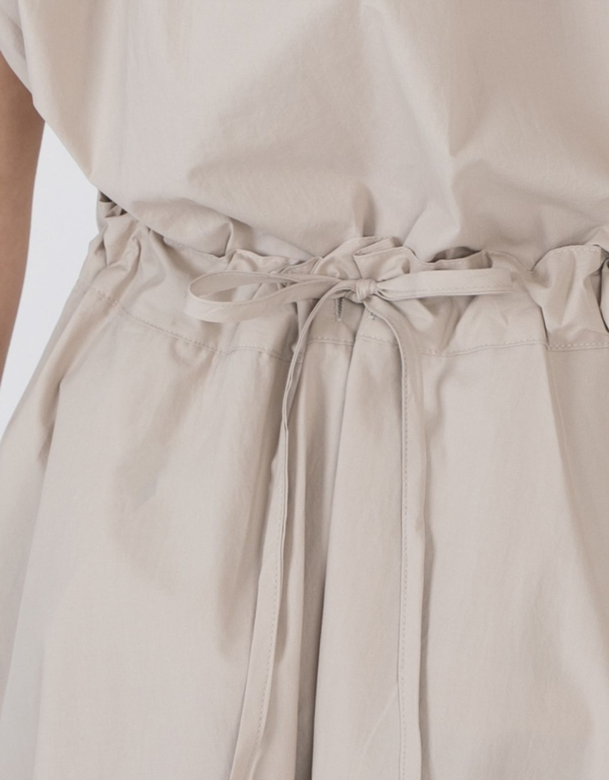 버나드밀즈(BERNARD MILLS) OBLONG PLEATED SKIRT - BEIGE
