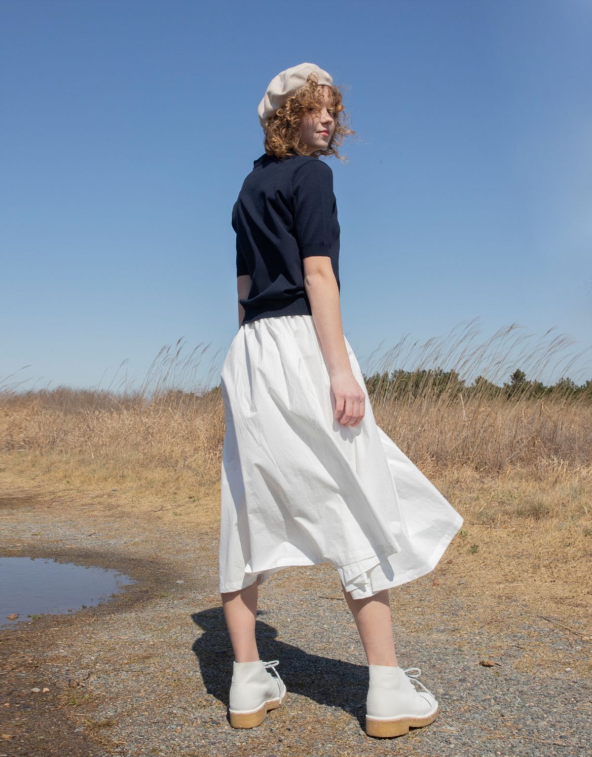 버나드밀즈(BERNARD MILLS) OBLONG PLEATED SKIRT - WHITE