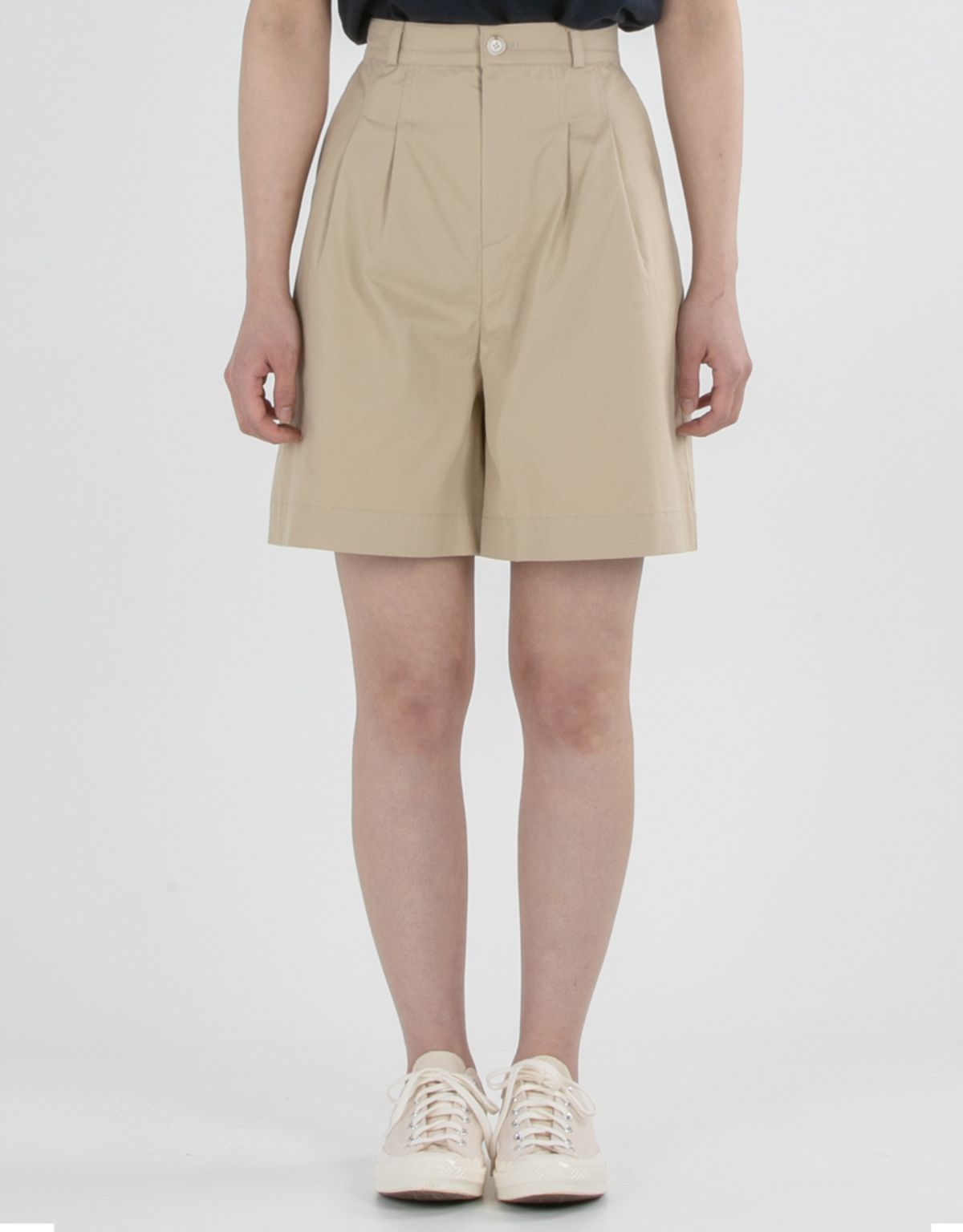 버나드밀즈(BERNARD MILLS) DOUBLE PLEATED WIDE SHORTS - BEIGE