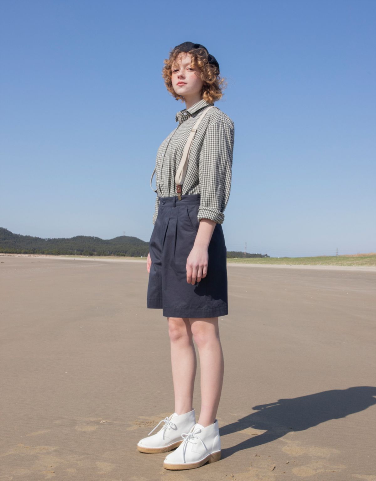 버나드밀즈(BERNARD MILLS) DOUBLE PLEATED WIDE SHORTS - NAVY