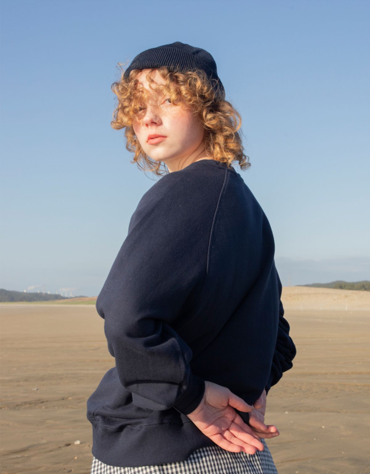 버나드밀즈(BERNARD MILLS) EMBLEM LOGO SWEAT SHIRT - NAVY
