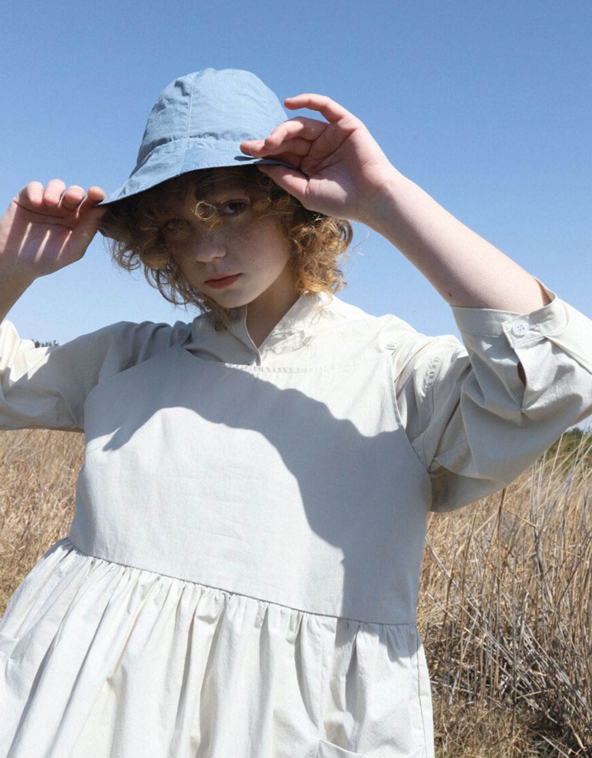 버나드밀즈(BERNARD MILLS) RIBBON BUCKET HAT - SKY BLUE