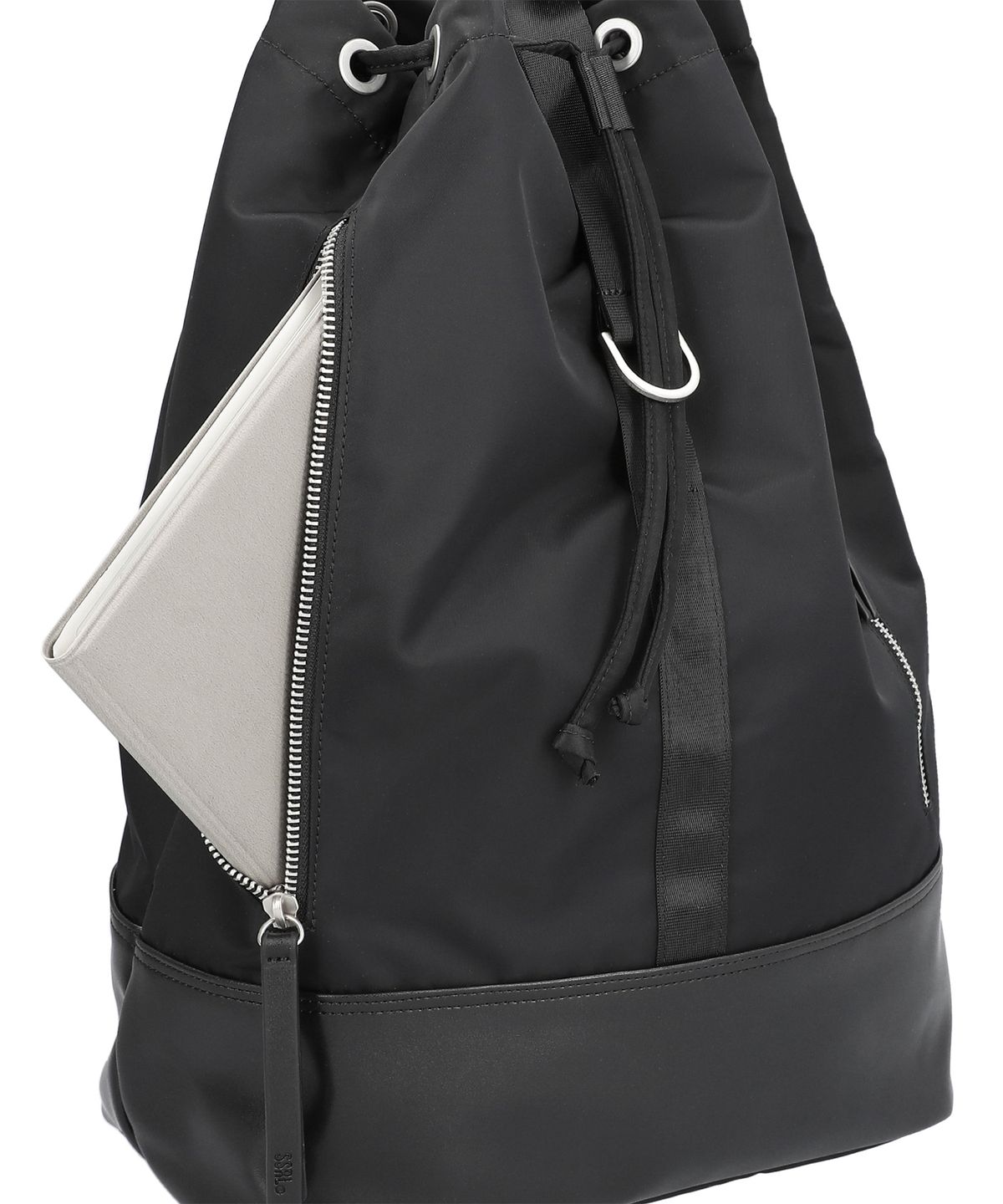 에스에스알엘(SSRL) Minimal Bucket Sling Bag / Black