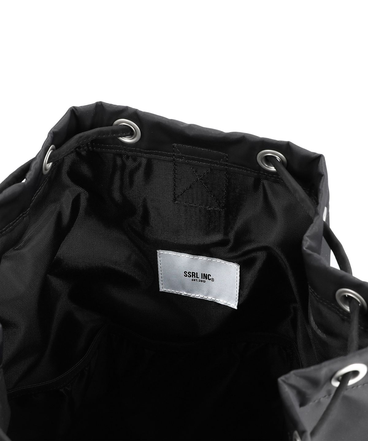 에스에스알엘(SSRL) Minimal Bucket Sling Bag / Black