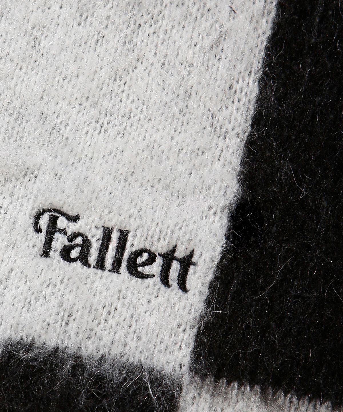 팔렛(FALLETT) 체커보드 니트 가디건 블랙