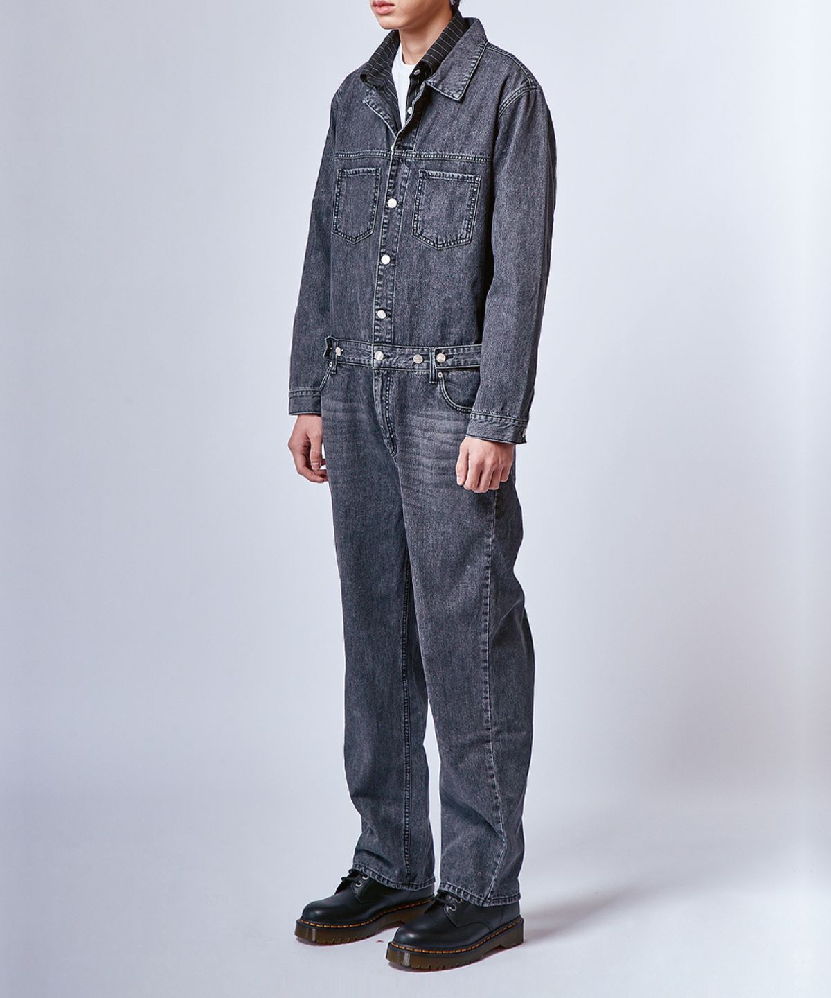필로그램(PHILOGRAM) PLG 데님 점프수트(Black)