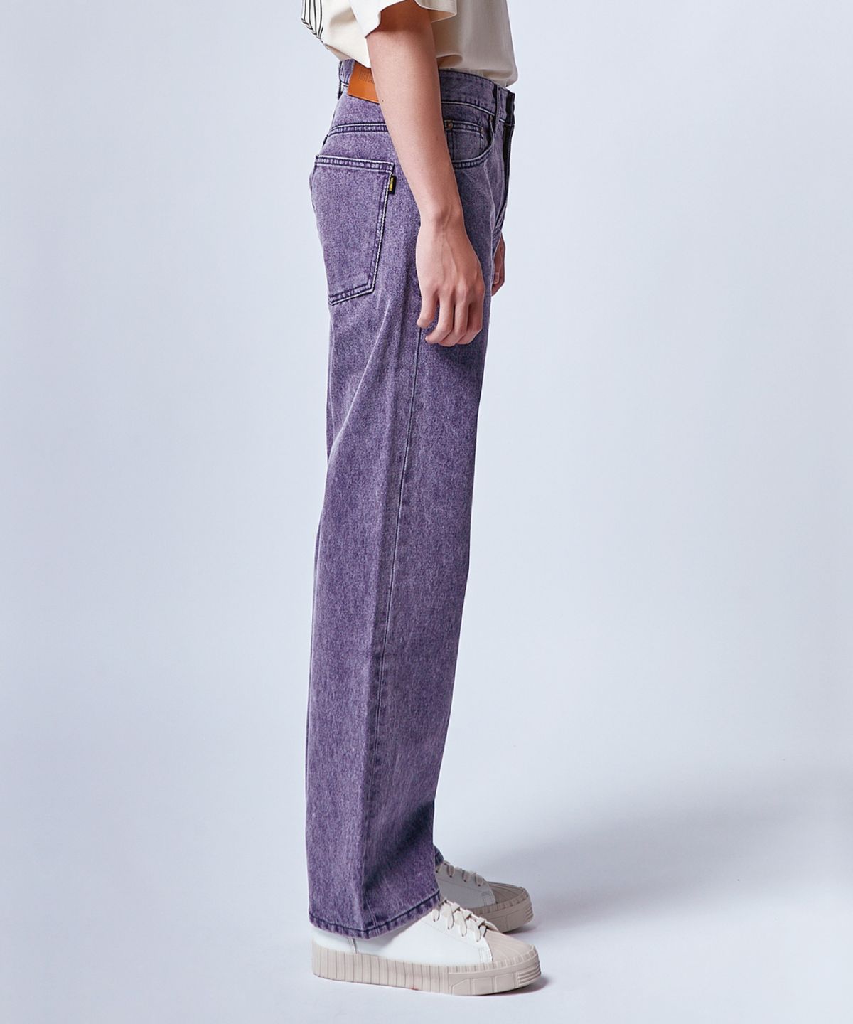 필로그램(PHILOGRAM) 피그먼트 와이드 데님 팬츠(Purple)
