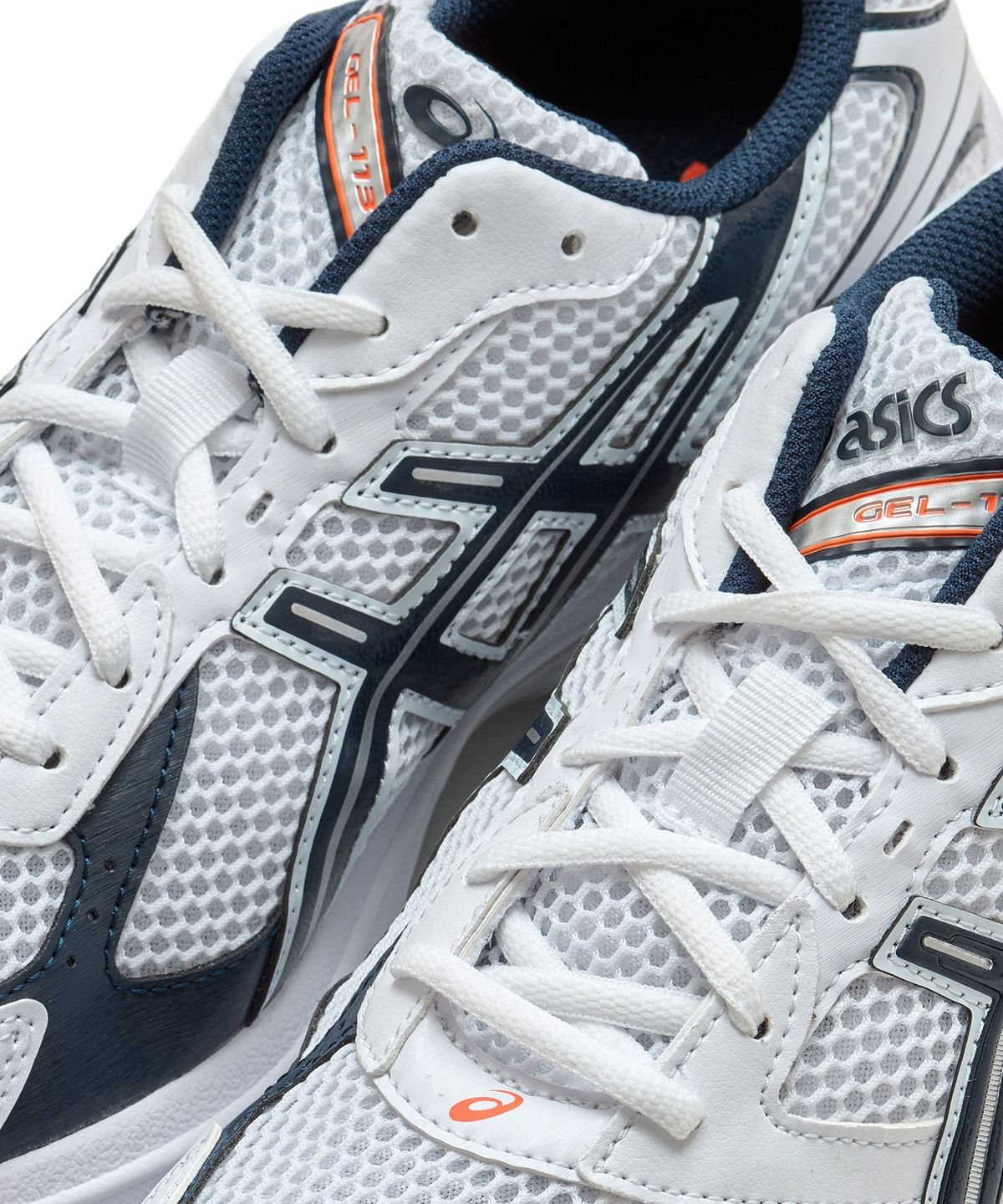 아식스(ASICS) 젤-1130 - 화이트:미드나이트 / 1201A256-106