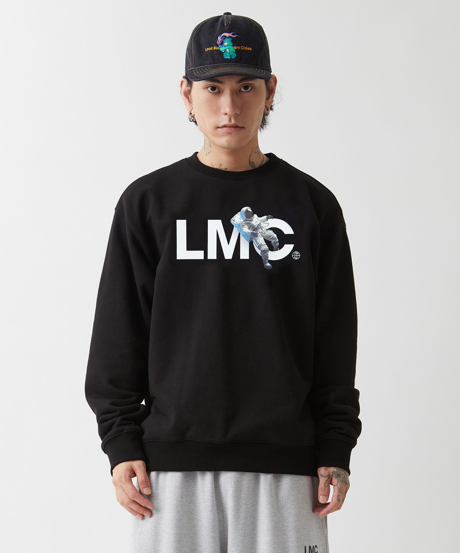 MUSINSA | LMC LMC ASTRONAUT SWEATSHIRT black
