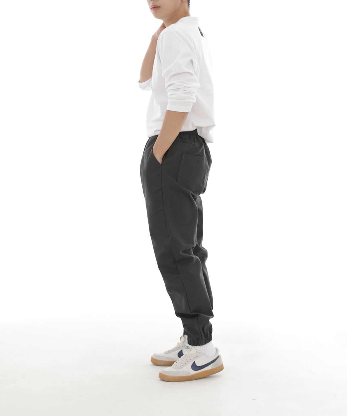 세인트크루(SAINTCREW) 세미슬림핏 절개 조거팬츠 CS-301J 차콜