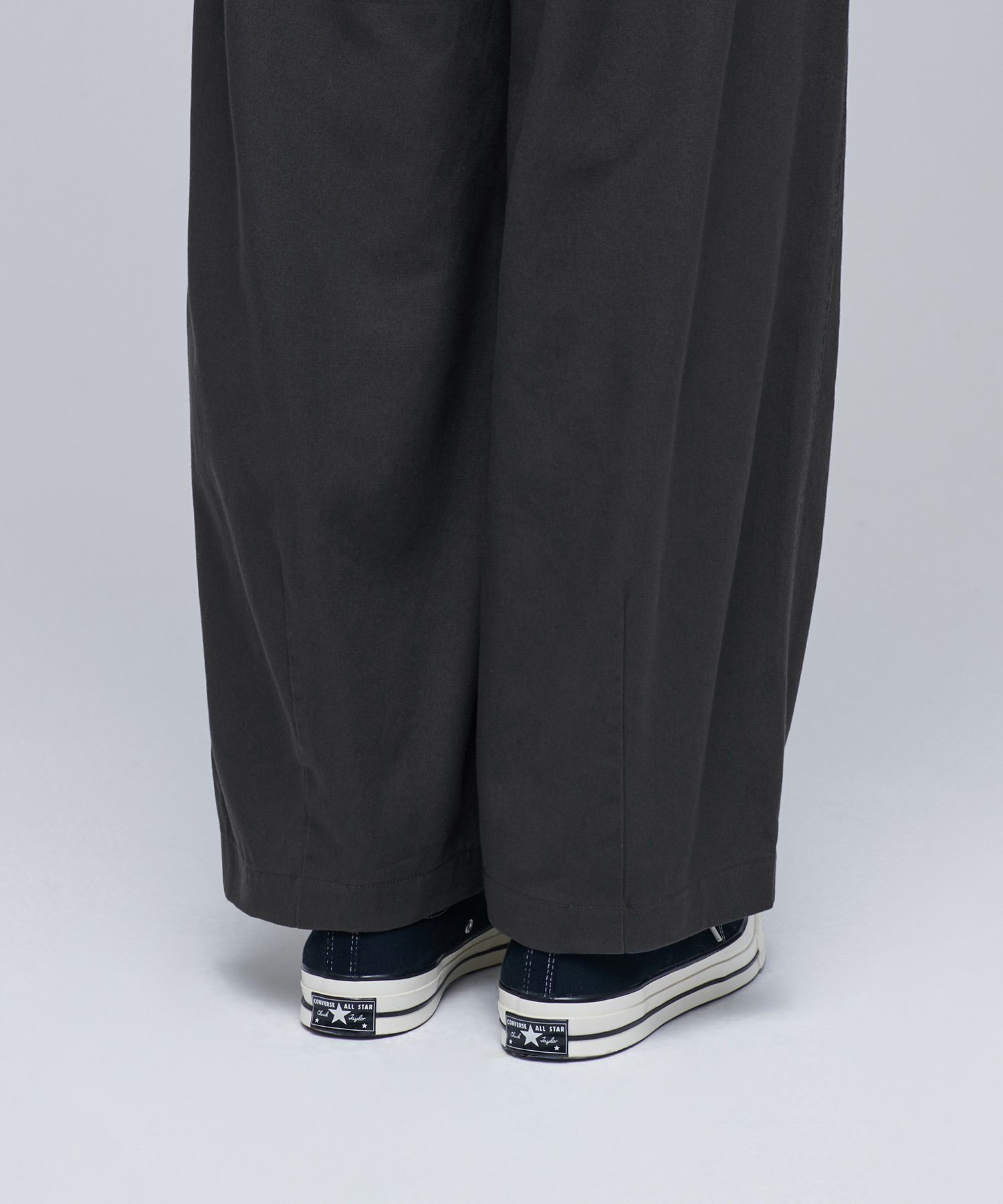 rennes — Arts & Science | Bulky Balloon Pant 2 in Mulberry