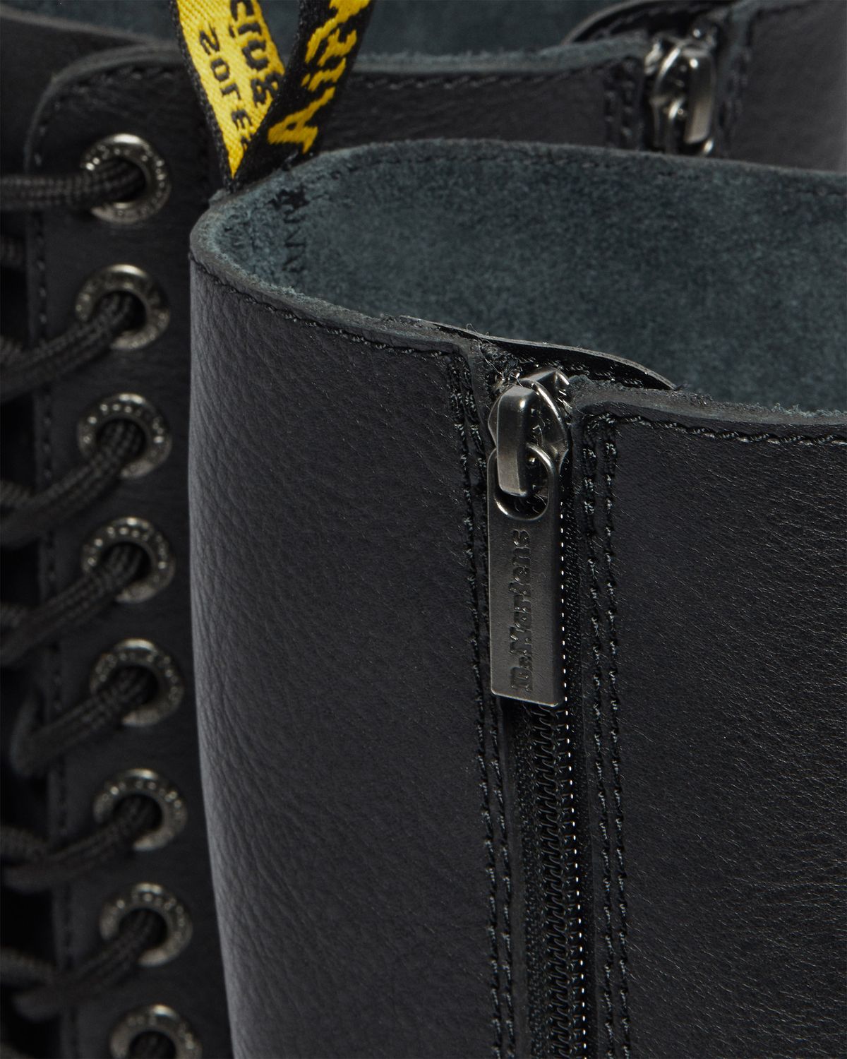 닥터마틴(DR.MARTENS) 1B60 벡스