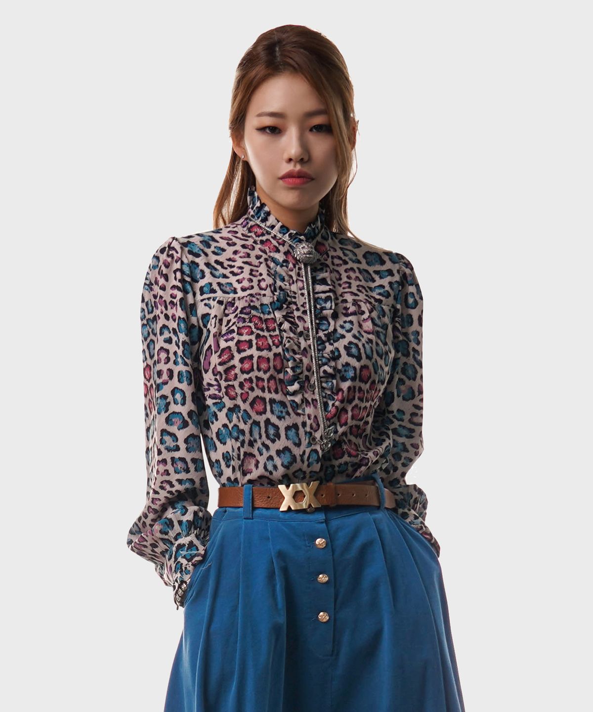 언티지(UNTAGE) 아무르 레오파드 러플 블라우스(WOMAN)_UTS-FS04