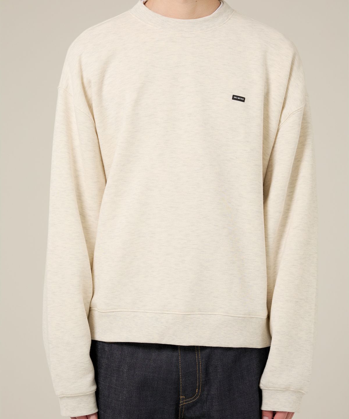 언리미트(UNLIMIT) Rubber Crewneck (U21DTTS51)
