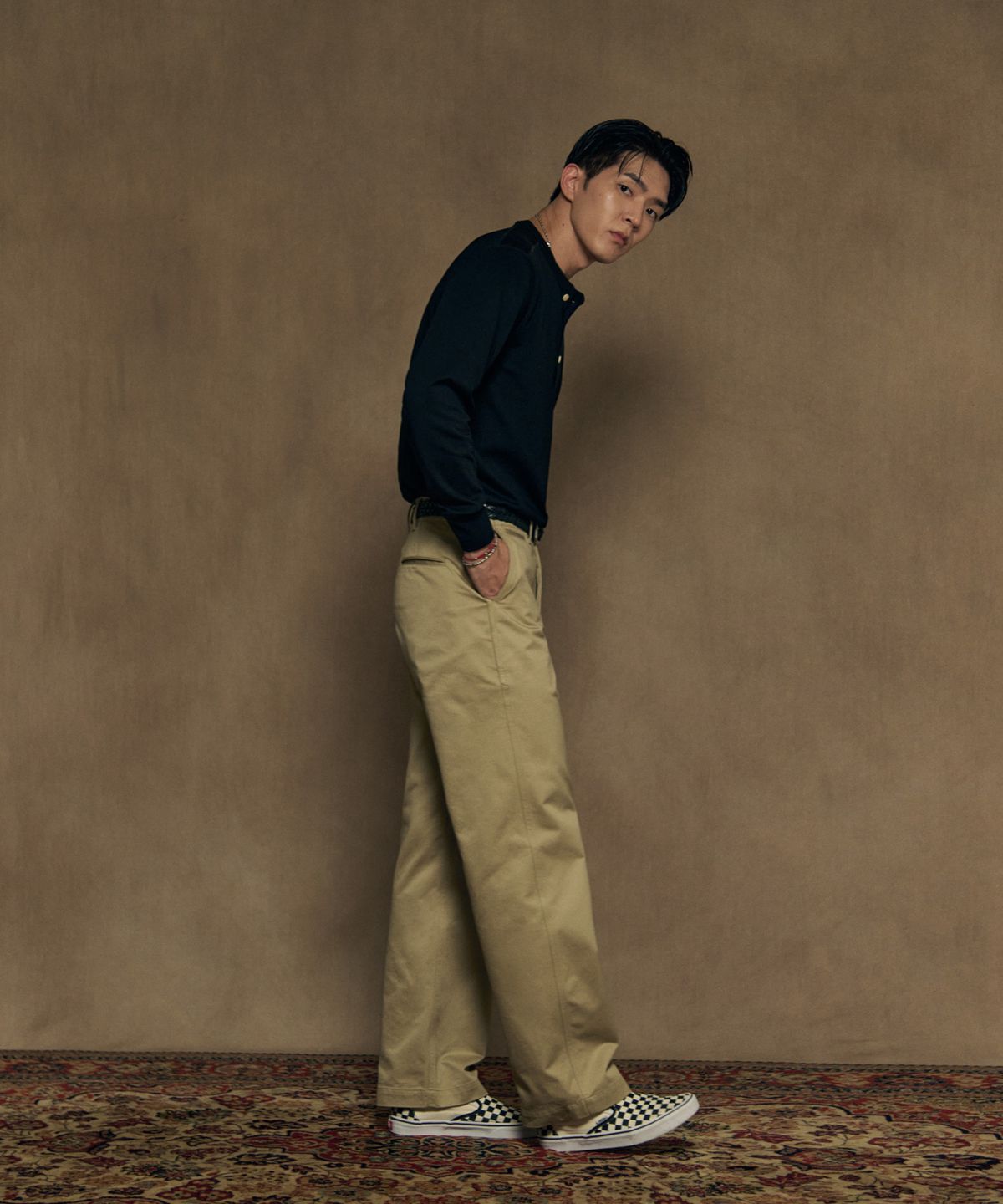 브론슨(BRONSON) Vintage Long Sleeve Henley Shirt Black