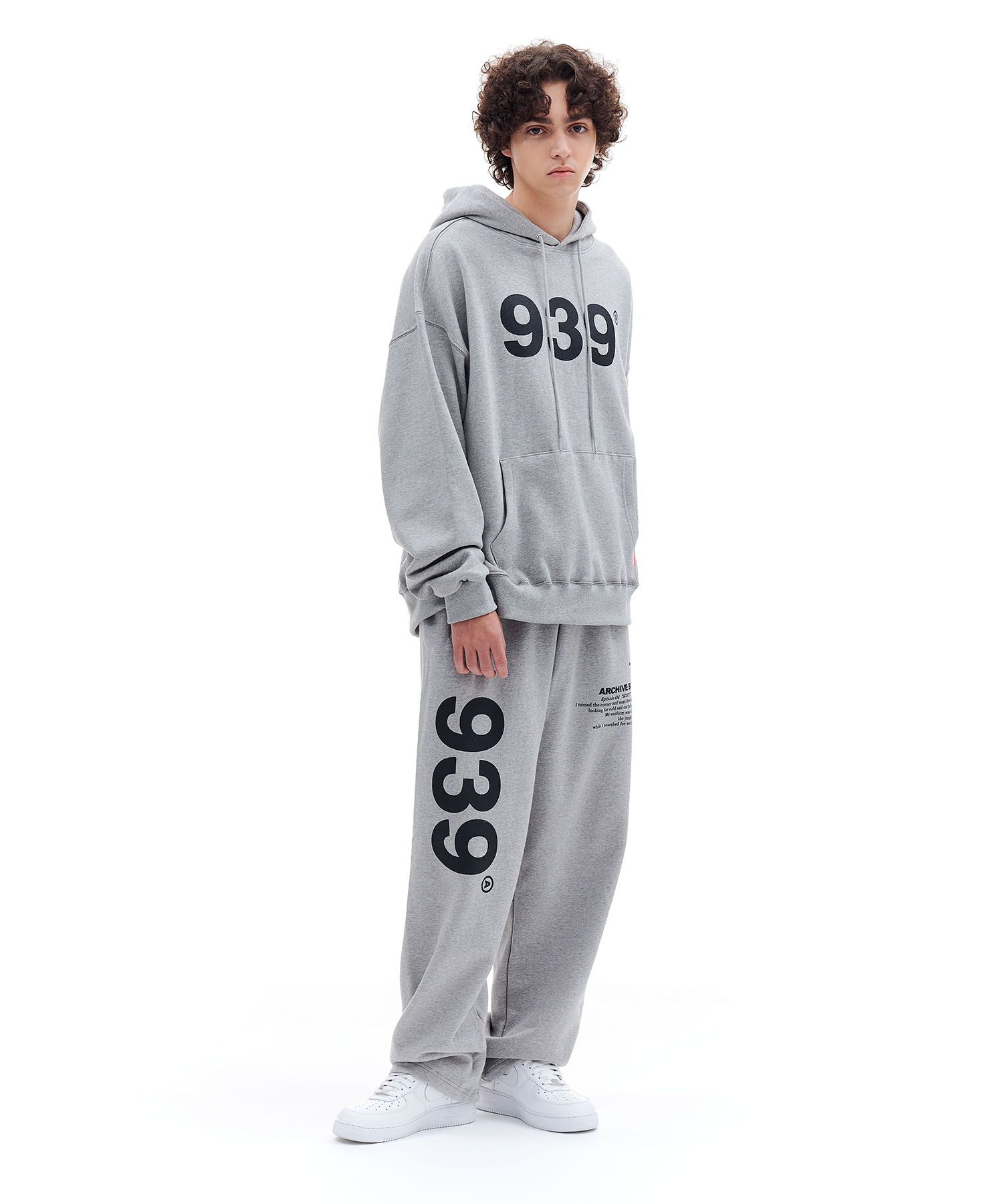 MUSINSA | ARCHIVE BOLD 939 LOGO SWEAT PANTS_GRAY