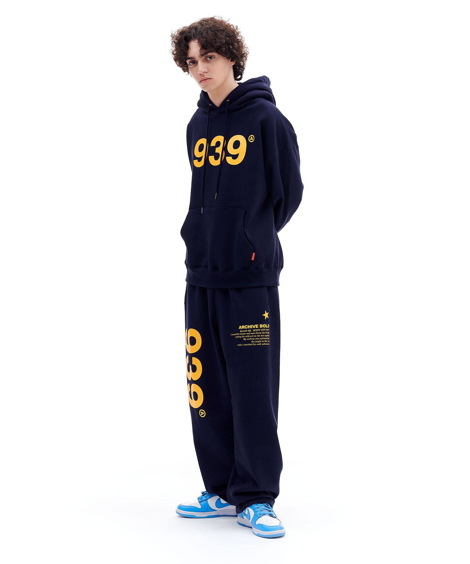 MUSINSA | ARCHIVE BOLD 939 LOGO SWEAT PANTS_NAVY