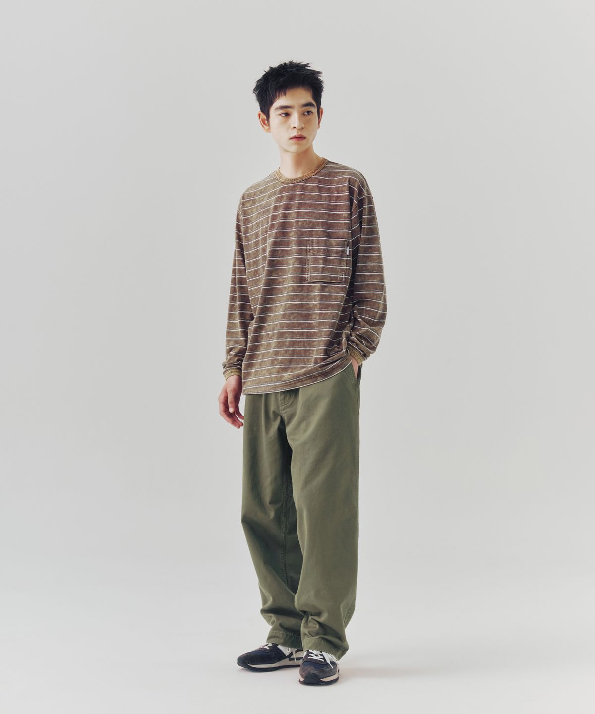 에스피오나지(ESPIONAGE) Wide Officer Pants Grey Olive