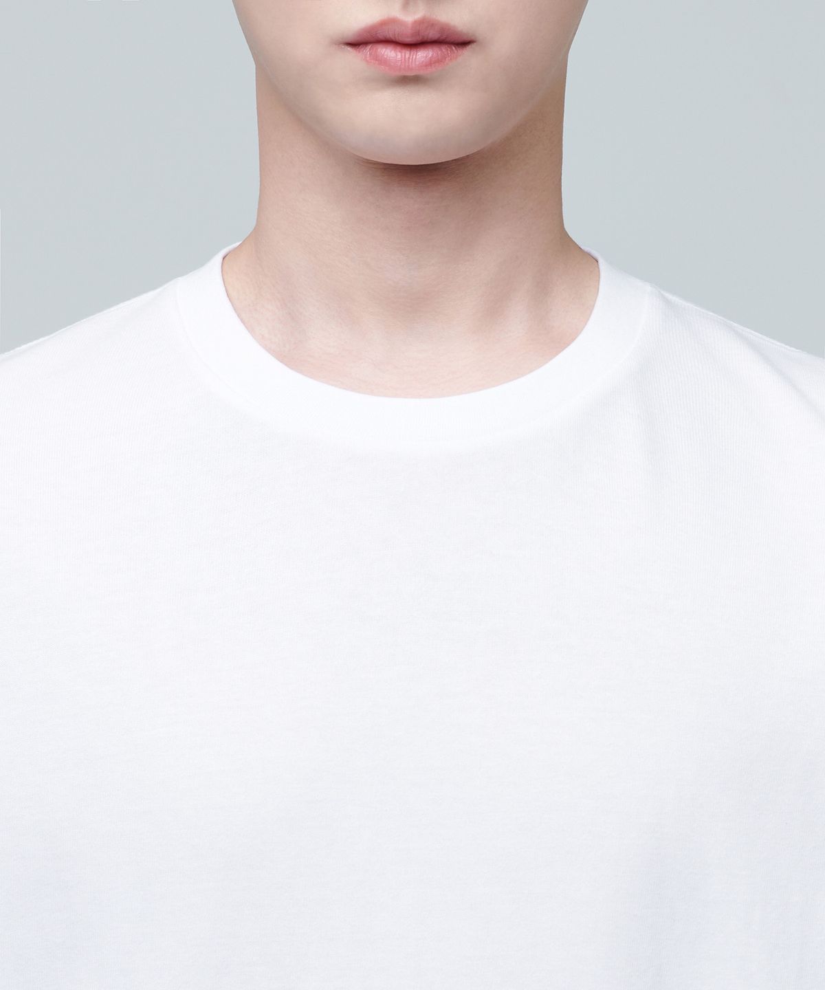 무신사 스탠다드(MUSINSA STANDARD) 레이어드 크루 넥 긴소매 티셔츠_긴 기장 [화이트]
